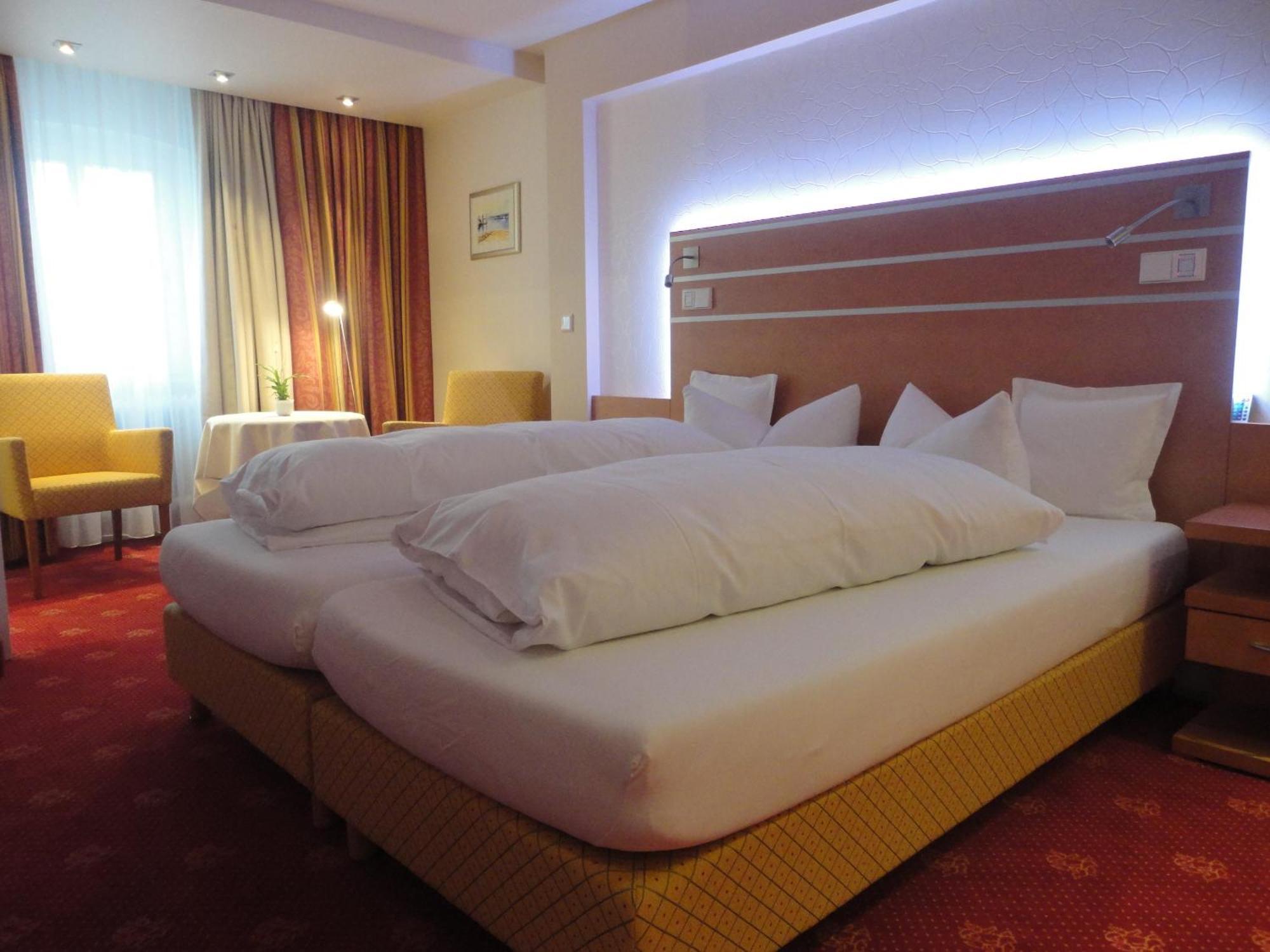 Hotel Engel Лангенарген Экстерьер фото