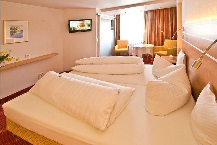 Hotel Engel Лангенарген Номер фото